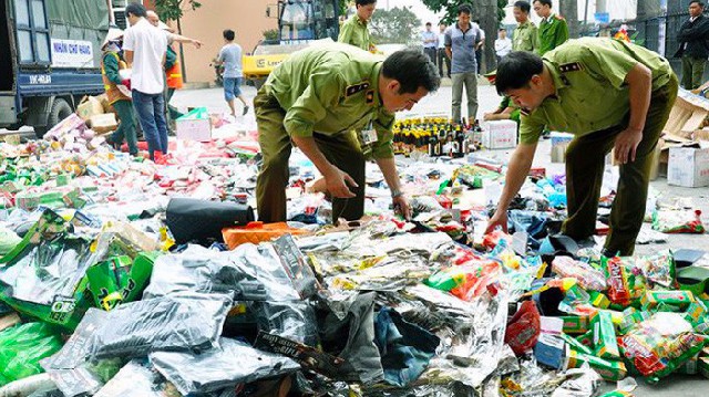 Tăng cường chống buôn lậu, gian lận thương mại, hàng giả dịp Tết-Tư vấn Việt